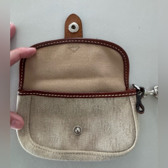 VINTAGE Dooney & Bourke | classic D&B logo wristlet. - Picture 7 of 12